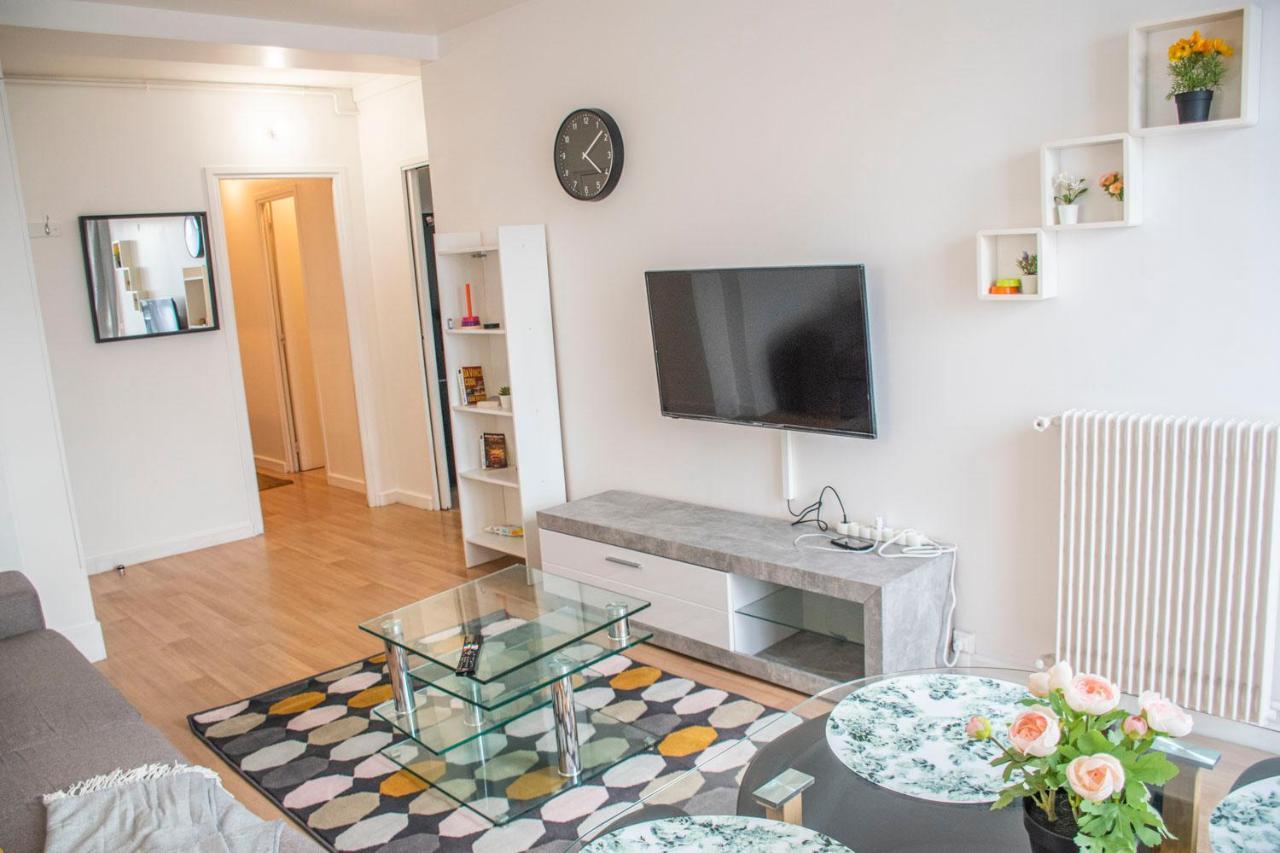 Apartment Villeneuve Stade De France Free Parking Wifi Bagian luar foto